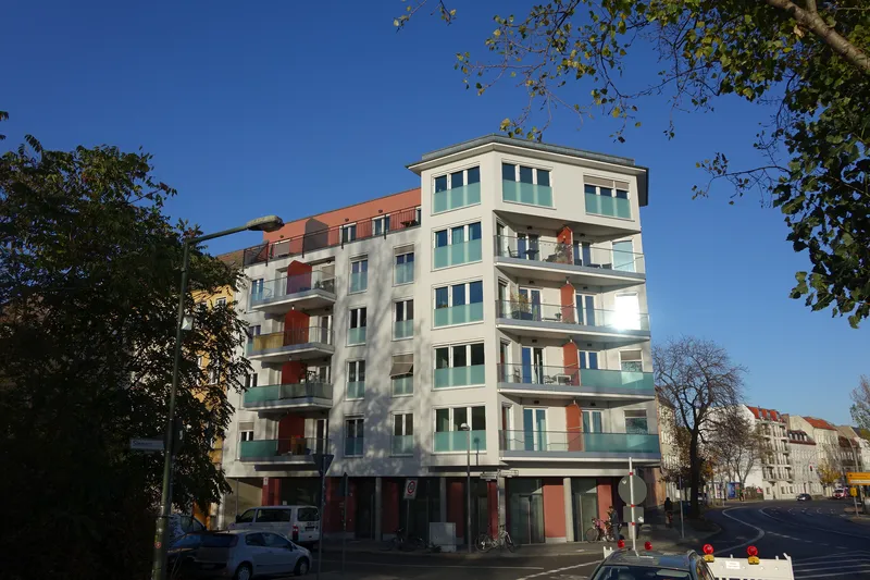 Wohnung mit  tollem Spreeblick - Luxusbalkon - !!!  Und neuer Küche! — photo 1